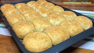 GARLIC MALUNGGAY Moringa PANDESAL NO Milk amp NO Egg  Easy Nutritious Pandesal Recipe [upl. by Ahsael]