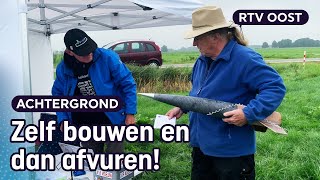 Zelfgebouwde raketten afvuren deze mannen doen het regelmatig  RTV Oost [upl. by Good]