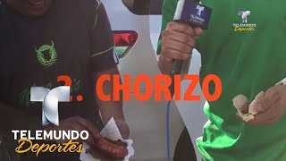 El peculiar taco dedicado a Juan Carlos Osorio  Selección Mexicana  Telemundo Deportes [upl. by Robinet466]