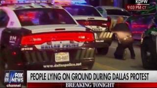 5 Cops Killed several injured in antipolice protests in Dallas [upl. by Yragerg]