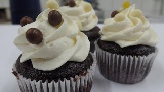 Cobertura FIRME de Leite Ninho  SEGREDO PARA TRANSPORTAR CUPCAKE [upl. by Bj]