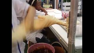 Gelatina de pata de res en Colombia [upl. by Atteyram906]