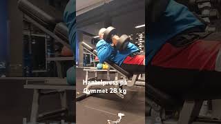 Hantelpress på Gymmet 28 kg [upl. by Eedissac]