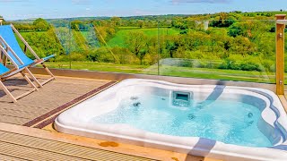 Find Hot Tub Heaven on a short break with Hoseasons [upl. by Esilahc]