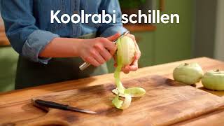 Koolrabi schillen  How to  Allerhande [upl. by Haimaj]