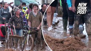 Volunteers arrive to help flood relief efforts in Paiporta Spain [upl. by Decker]