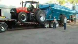 Lefeburecom  Harvest 2004  Loading Up MX240 and cart [upl. by Boles]