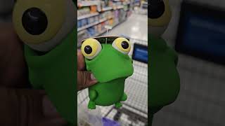 Funny Big eye toy frog for dogs frog toys shorts [upl. by Seta747]