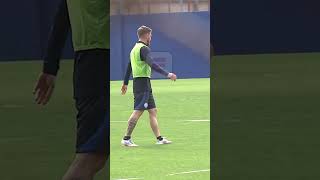 PRIMER ENTRENAMIENTO Y ¡CAÑAZO DE MUNIAIN  Shorts [upl. by Eriam]