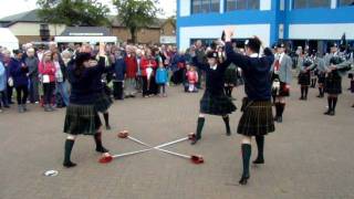 Highland Fling with Pipes amp Drums © Frans BedfordVisser [upl. by Rocco]