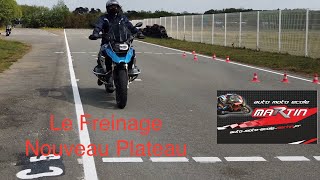 Nouveau Plateau Moto 20212024 Explications du freinage d’urgence au permis moto [upl. by Ahlgren]