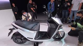 Gogoro Pulse 新車款來啦 環景角度拍給你看！超多細節與功能大勝歷代和競品！ [upl. by Naawaj108]