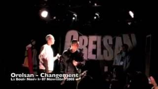 Orelsan  Changement en live de quotLa boule noirquot en 2008 [upl. by Livvi]