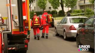 Junior Docs Folge 9 Staffel 2 ZDF NEO KRANKENHAUS  RETTUNGSDIENST  OPSAAL Reportage [upl. by Eckhardt]