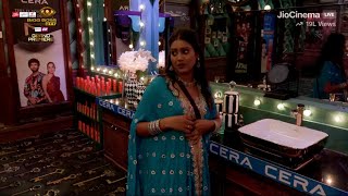 Bigg Boss OTT 3 Live Shivani Kumari Ne Vadapav Girl Aur Sana Makbul Ko Mare Taane [upl. by Anialahs]