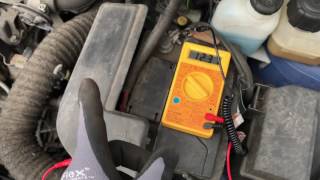 PKW Lichtmaschine Prüfen Generator Prüfung mit Multimeter Renault Twingo Anleitung [upl. by Nowujalo]