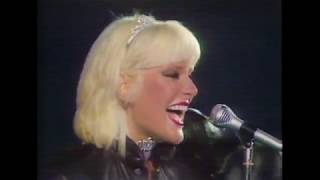 Donatella Rettore  Splendido splendente  Festivalbar 1979 stereo remaster [upl. by Lakym]