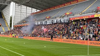 LOSC  RC Lens  Lambiance de feu mise par les supporters lensois à lentraînement public [upl. by Mar]