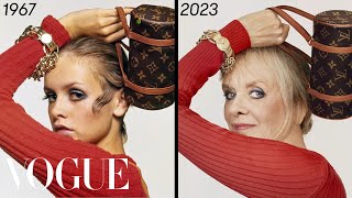 60s Supermodel Twiggy Recreates a Classic Photo  56 Years Later [upl. by Sulrac274]