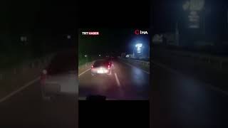 yeni doğmuş bir bebeği taşıyan ambulansa yol vermeyen sürücü tutuklanarak cezaevine gönderildi [upl. by Kcub]