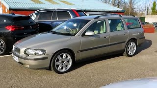 2004 Volvo V70 D5 SE  Start up and full vehicle tour [upl. by Seniag]