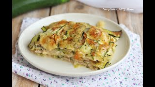 Parmigiana bianca di zucchine crude che cuoce direttamente in forno [upl. by Aihgn]