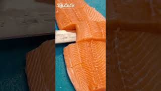 Fresh Norwegian Whole Salmon and Organic Salmon at LuluHypermarket [upl. by Novelia17]