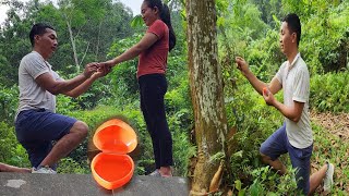 Tho took out a tree stump to practice proposing to Sinh  hope it will be successful [upl. by Henrietta939]