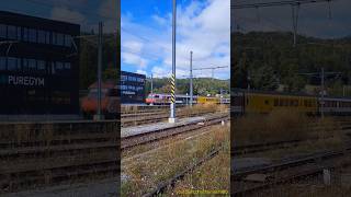 Spezieller SBB Zug beim Bahnhof Wettingen [upl. by Esinrahs686]