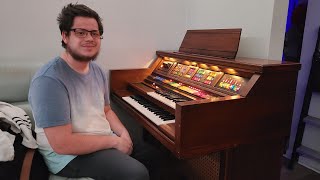 I JUST GOT A FREE LOWREY BASEBALL ORGAN FULL OVERVIEW [upl. by Aholla]