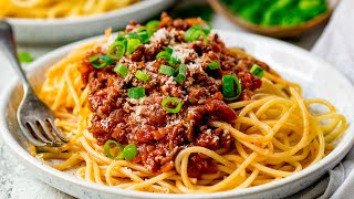 Quick and Easy Spaghetti Bolognese  Family Favourite [upl. by Sellig525]