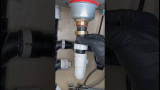 Leaking Drain Strainer Replacement plumbing diy helpingothers [upl. by Butch]