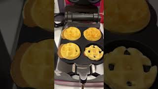 How to make a pancake at the Hilton Hotel shorts [upl. by Hairej]