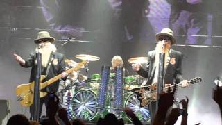 ZZ Top  Sharp Dressed Man Live [upl. by Durwin]