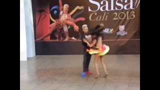 Eliminatorias Parejas Cabaret Mundial de Salsa Cali 2013 [upl. by Darci]