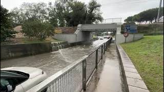 Cesenatico pioggia e disagi nel sottopasso di viale Trento [upl. by Torbart]