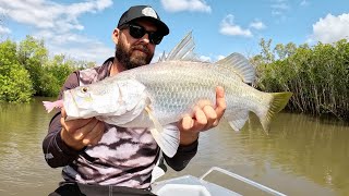 SNAG Bashing For BARRA  Fishing Townsville [upl. by Dace]