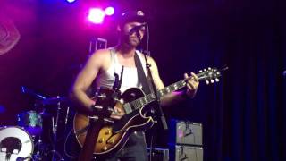 Shakey Graves  Roll The Bones  Live [upl. by Sharla]