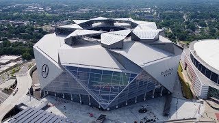 The Atlanta Falcons Revolutionary New Stadium Is Unlike Any Other Youve Seen [upl. by Yaras]