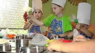 Cursos de cocina y reposteria para niños [upl. by Mahmud]