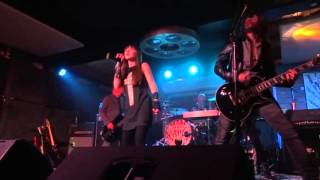 NUNO BETTENCOURT GABBIE RAE PROBLEM CHILD ULTIMATE JAM NIGHT 46 LUCKY STRIKE LIVE 1292015 [upl. by Dolphin403]