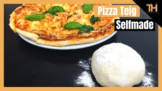 Pizzateig selber machen nach italienischer Art  Rezept  Schnell und Einfach [upl. by Eenat409]