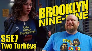 Brooklyn 99 5x7 Two Turkeys  Meet the Parents Peralta style plus the Great Pie Caper [upl. by Er]