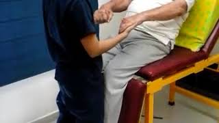 Paciente durante su terapia con Cuadriparesia por motivo de cirugía cervical CERENI [upl. by Aliekat379]