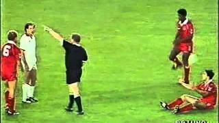 Franco Baresi vs Benfica  Finale Coppa dei Campioni 198990  Commento di Bruno Pizzul [upl. by Yra189]