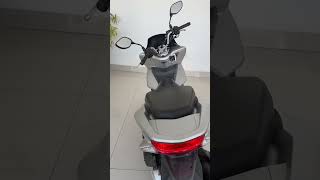 HONDA PCX 150  DLX [upl. by Sanalda151]