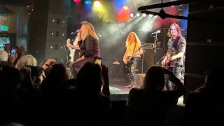 I Witnessed the MOST EPIC Def Leppard Tribute Performance in Las Vegas [upl. by Kin]