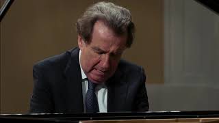 Beethoven Piano sonata no 29 in Bflat major  Rudolf Buchbinder [upl. by Litsyrk]