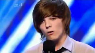 Louis Tomlinson  The X Factor First Audition [upl. by Vey]