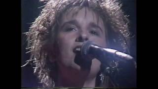 Melissa Etheridge  Similar Features  Live 1987 PineWood Studios UK [upl. by Nwahsir491]